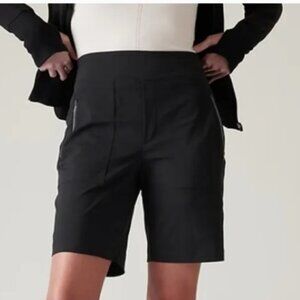 NWOT Athleta Trekkie North Shorts Black 4